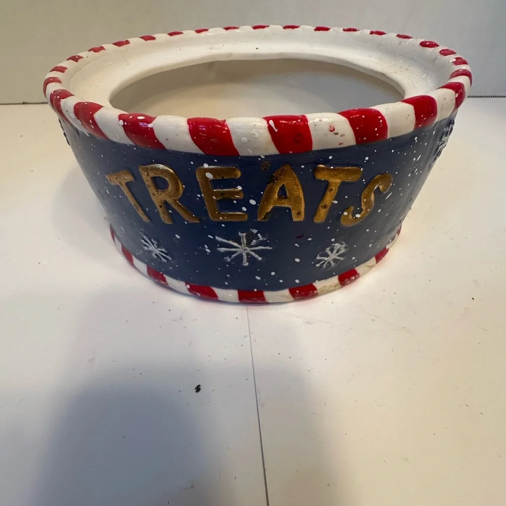Holiday Snowman Ceramic Treats Jar‎ Blue Snowflake Christmas Candy Cookie Pot